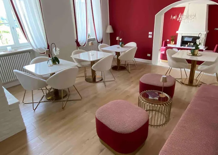 Chloe Boutique Wine Relais Pansiyon Montecalvo Versiggia